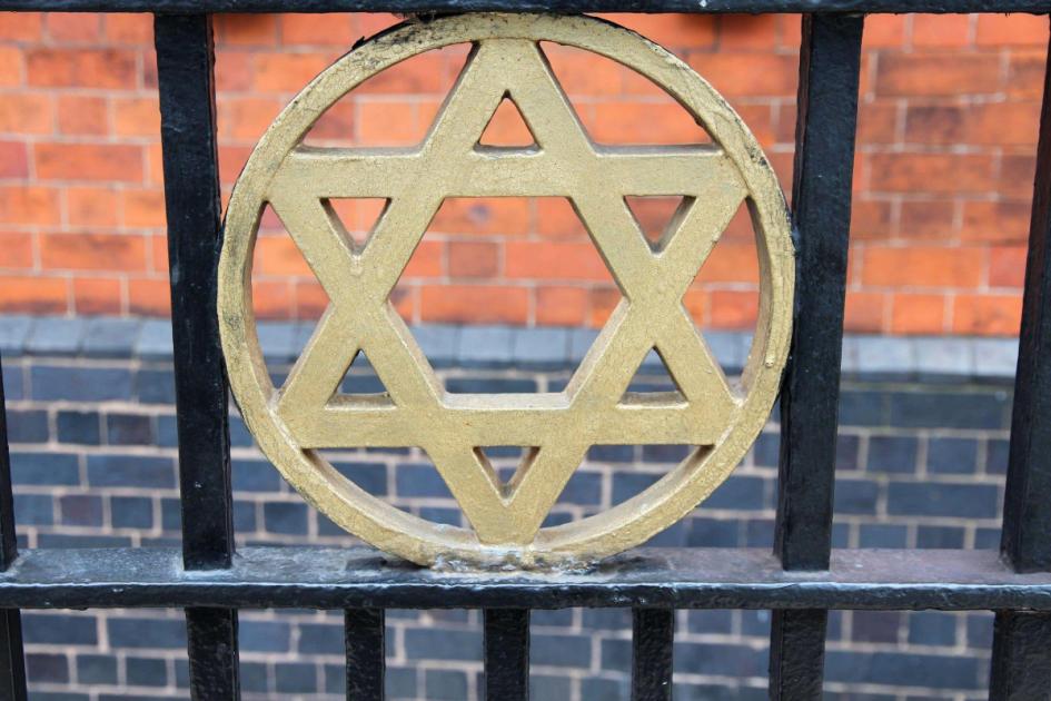 PM announces £72 million to fund security for Jewish communities